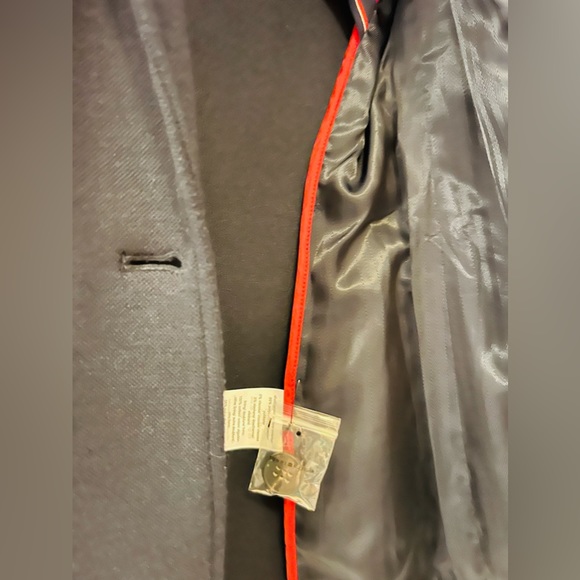 Blazer - Picture 6 of 6